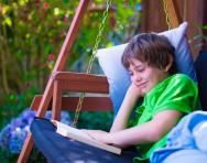 Why reading makes children happier Why reading makes children happier
