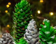 pine-cone-christmas