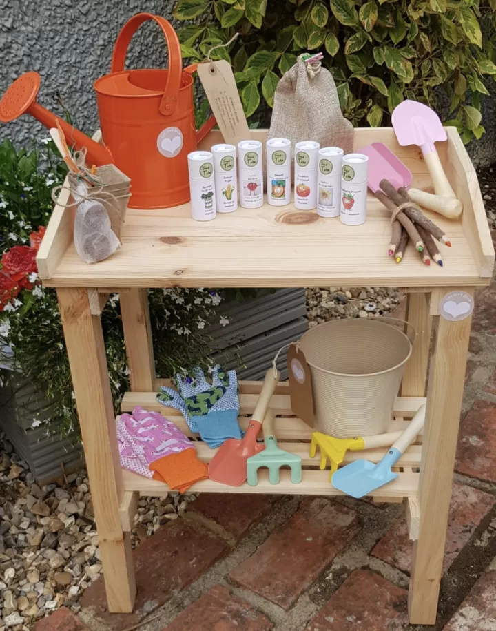 Potting bench for kids